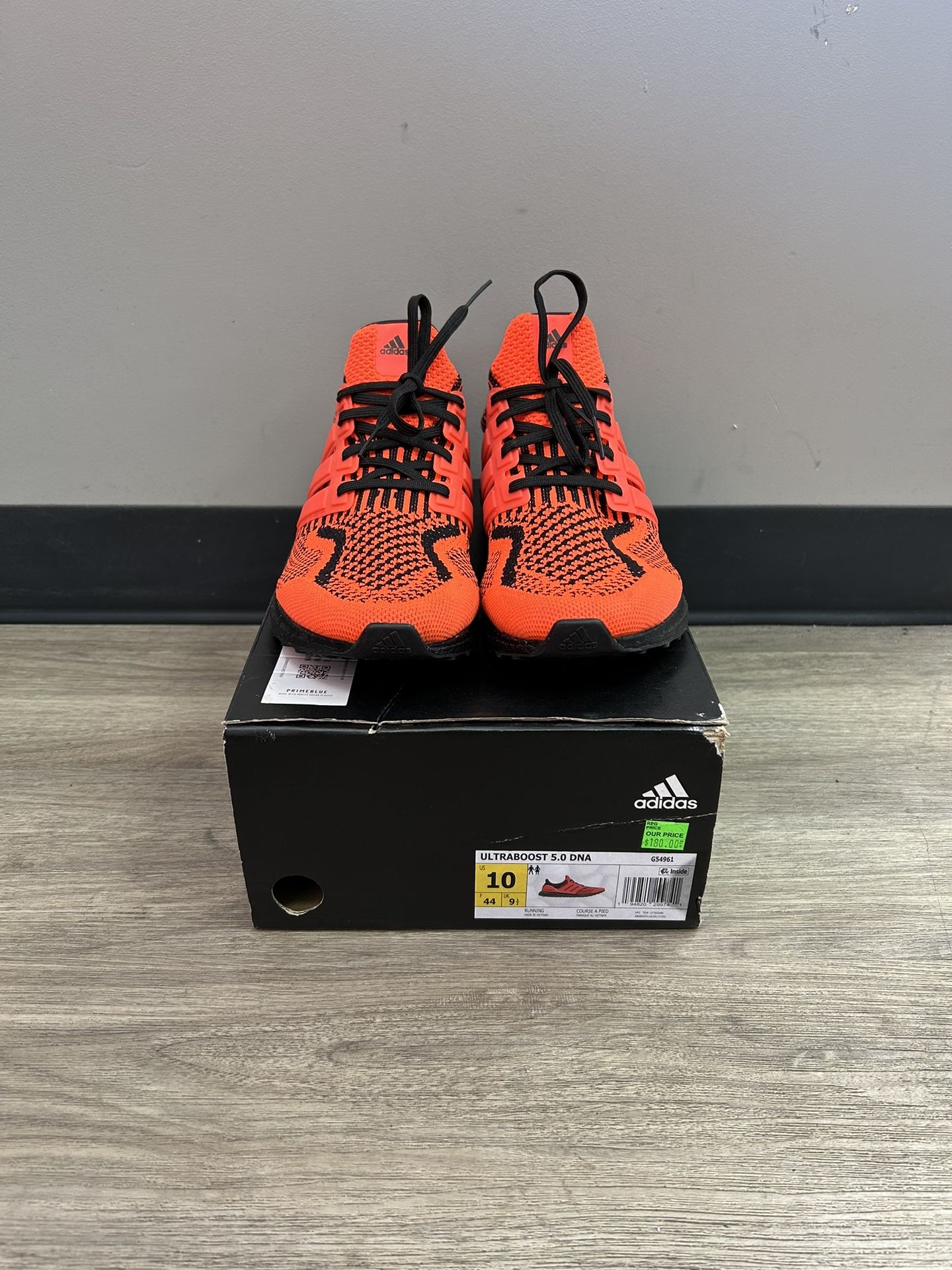 Adidas Ultraboost 5.0 DNA Size 10 Running Shoes