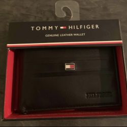 Tommy Hilfiger Leather Wallet