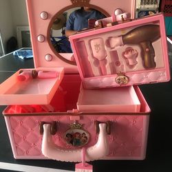 Princess Make Up Holder With Blow dryer 