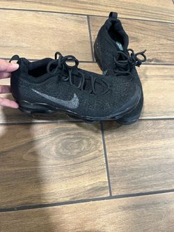 women nike shoe