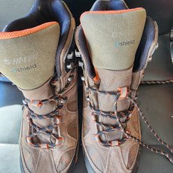 Hi/Tec Hiking Boots 10.5