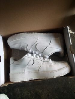 Size 7y Air Force Ones