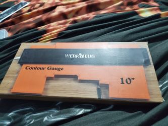 Contour gauge