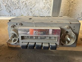 C 10 GMC original button radio