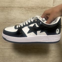 Bapestas Black And White Size 10