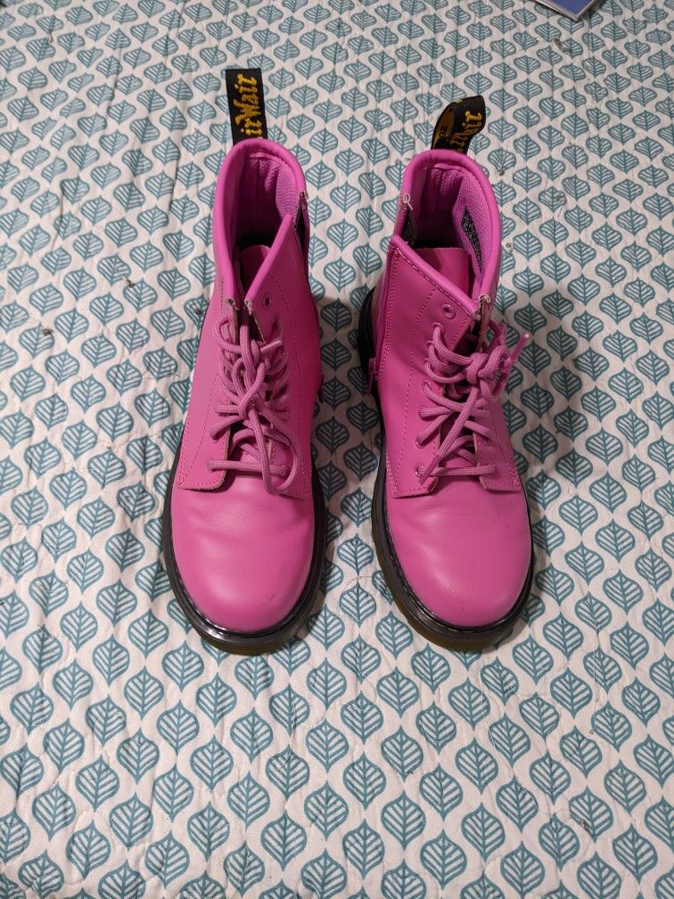Dr Martens -Hot Pink-Air Wair