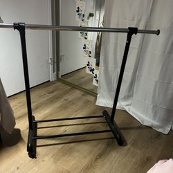 simple cloth rack