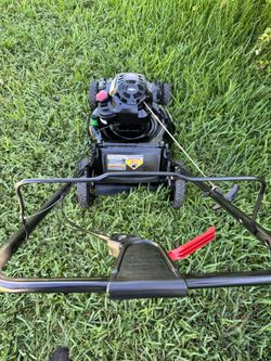 IMMEDIATELY AVAILABLE SELF PROPELLED CRAFTSMAN QPT 7.25 quiet power technology 163cc 21 CUT. LAWNMOWER PERFECTLY WORKING CONDITION POWERED BY for