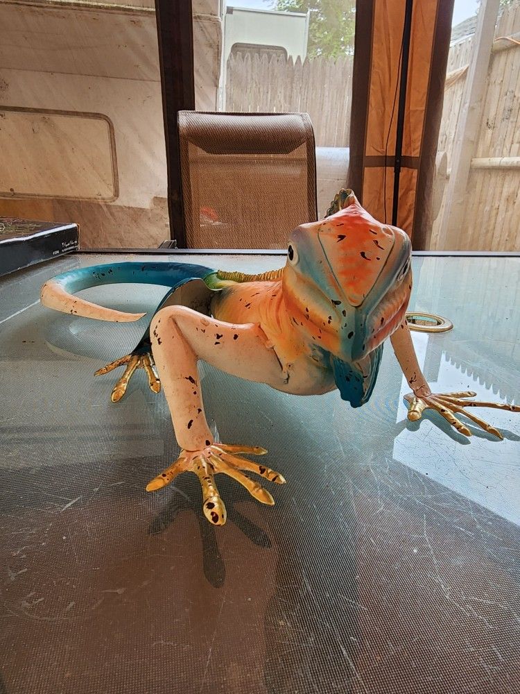Colorful Metal Iguana