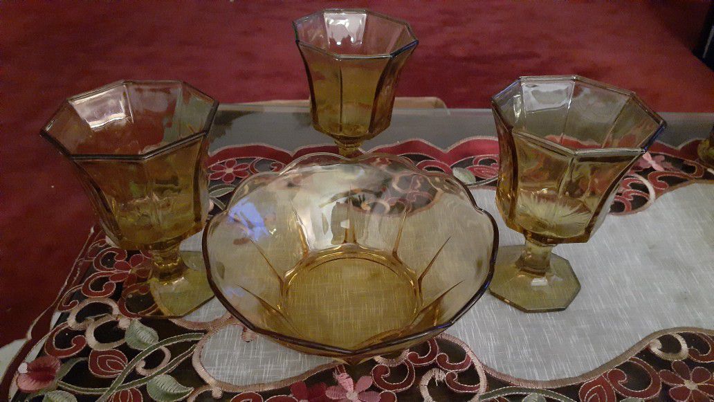 Vintage Amber bowl and 3 glasses with stems.