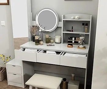 Makeup Vanity