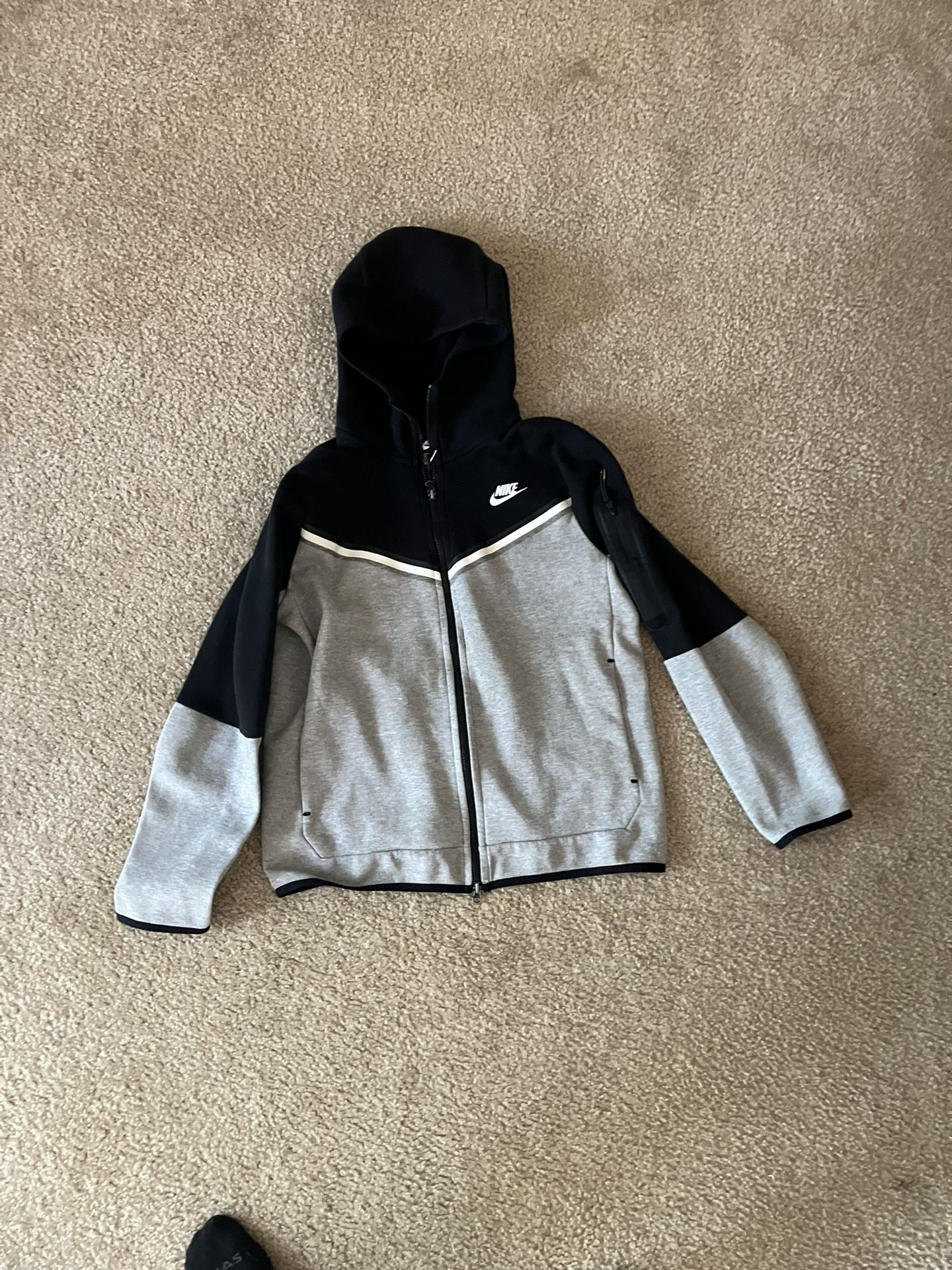 Nike Tech
