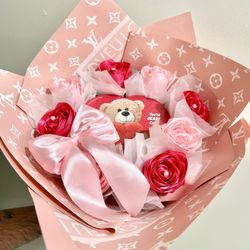 RAMOS DE ROSAS ETERNAS DISPONIBLES 