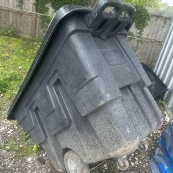 Trash Bin