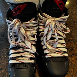 Hockey Skates - CCM
