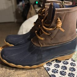Sperry duck Boots Women’s Size 5 