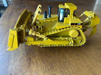 Vintage CAT D11R diecast tractor