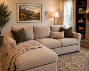 Crate & Barrel Sectional Sofa Couch – Excellent Condition (4 years old)