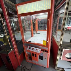 Claw Machine Arcade As Is ,Need Work Máquina Garra $280