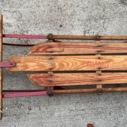 Field Clipper "Tommy" Sled