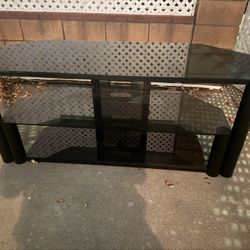 TV Stand - FREE