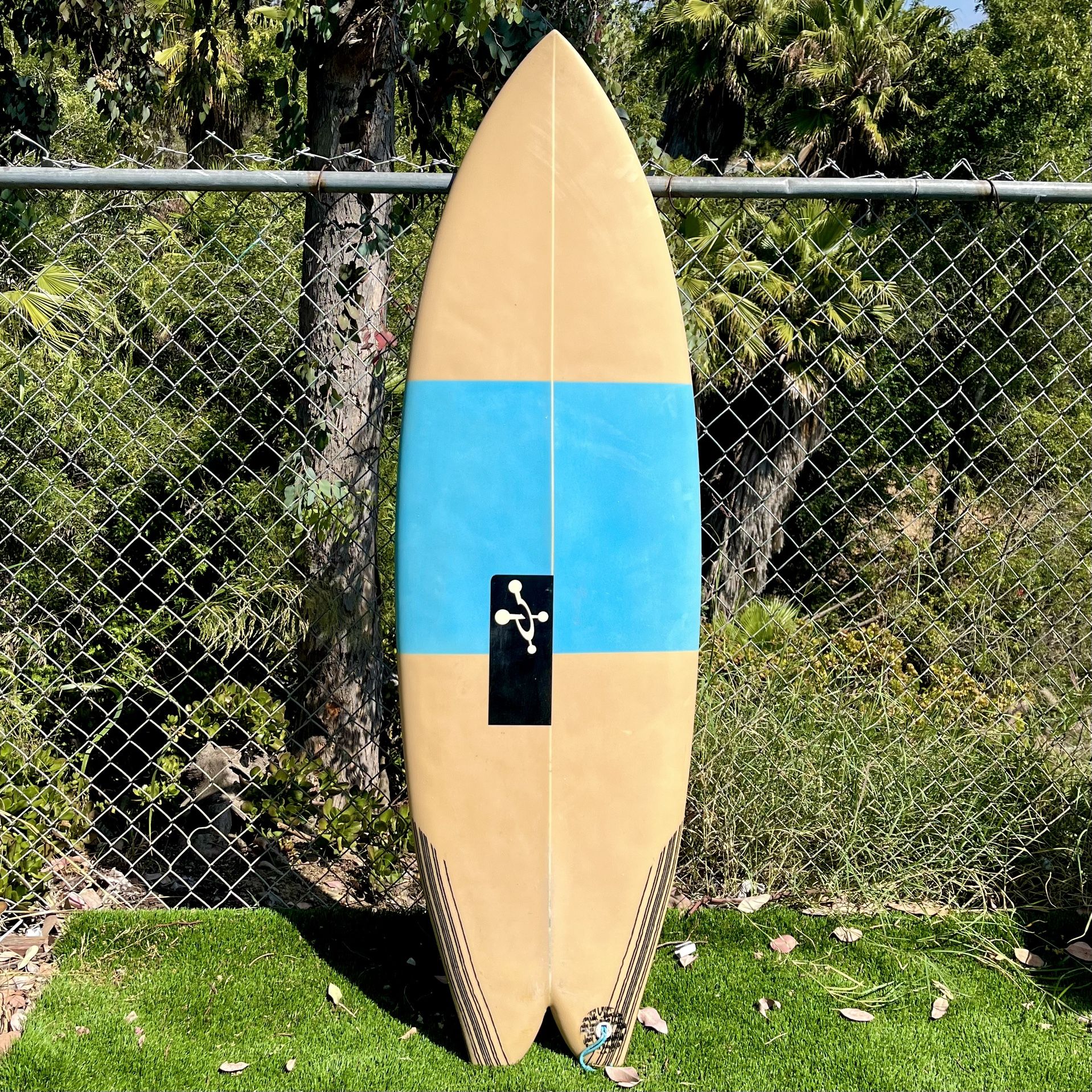 5’7 Chemistry Robotwo Fish Surfboard Twin Fin Quad Surf Board  (not Channel Islands Firewire Seaside Machado Bing Lost Rnf 96 Panda Rocket Wide Fish)
