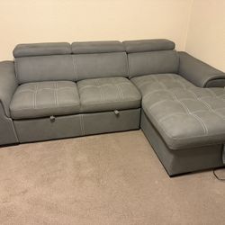 Levi 2PC Sectional with Pull Out Bed *PENDING*