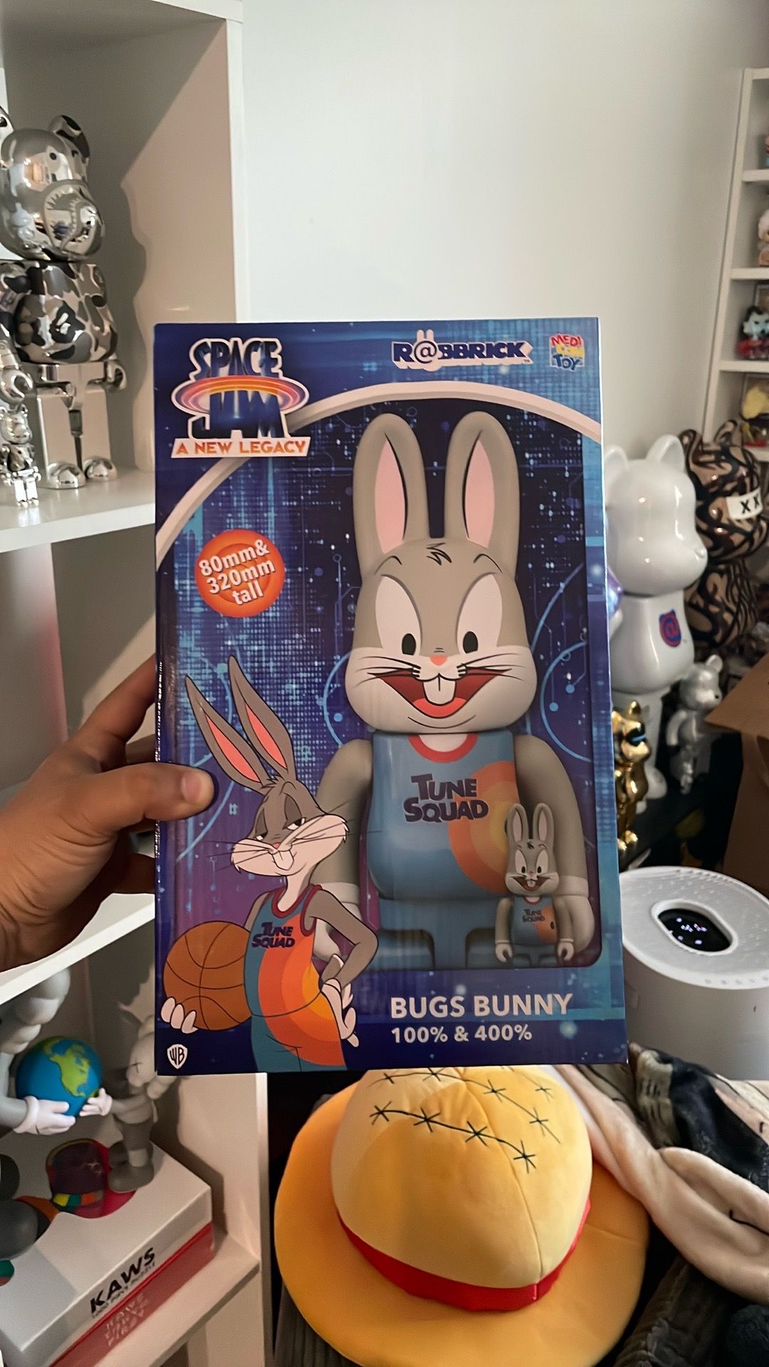 Be@rbrick 100% & 400% Bugs Bunny Space Jam