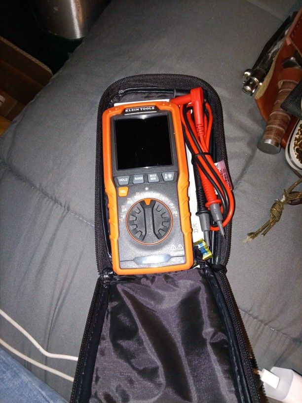 KLEIN TOOLS DIGITAL MULTI METER