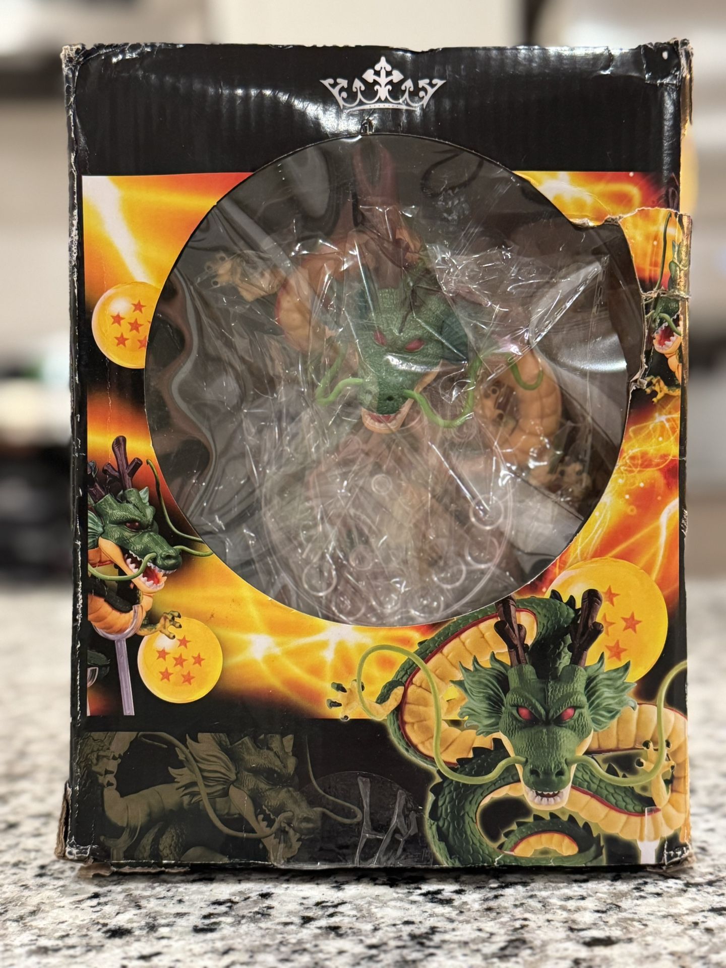 Dragon Ball Z Shenron Figure Statue with 7 Dragon Balls Display Base - New in Box with Minor Wear