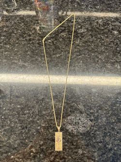 10k Gold Chain & Pendant