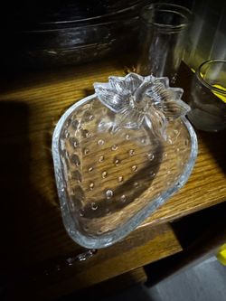 NEW Mikasa Studio Nova Strawberry Delight Glass Candy Bowl