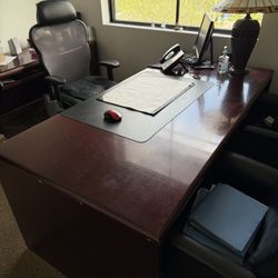 Solid Wood (cherry Colored) Office Desk