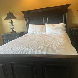 Thomasville Full Bedroom Set Queen Size Bed 