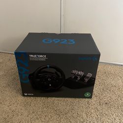 Logitech G923 Racing Wheel And Pedals Brand New 