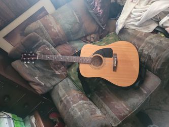 Fender FA-100 ACOUSTIC GUITAR 