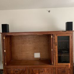 TV Stand/Entertainment Center