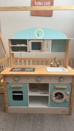 Toddler kitchen blue and beige