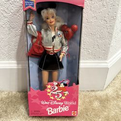 25 Walt Disney World Barbie (Disney Exclusive)