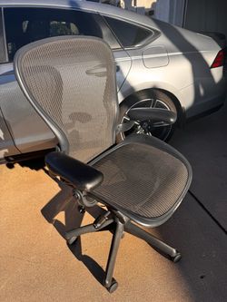 Herman Miller Aeron Office Chair