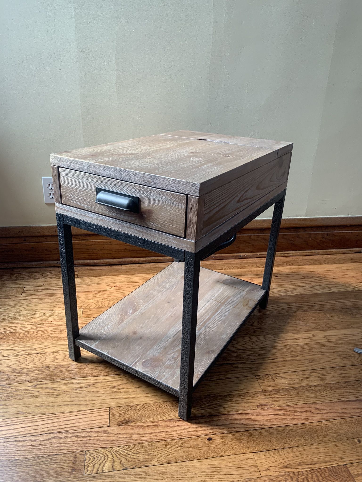 Charging Chairside End Table