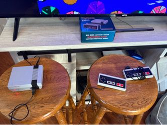 Micro game console