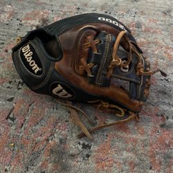 Wilson A2000 Baseball Glove Size 11..25 Size Pedroia Model 