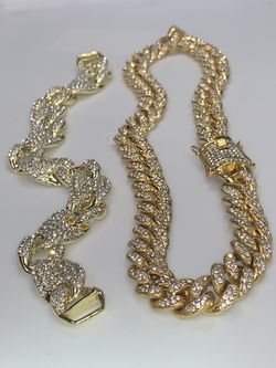 22k stainless steel CHOKER & BRACELET set created with lab diamonds