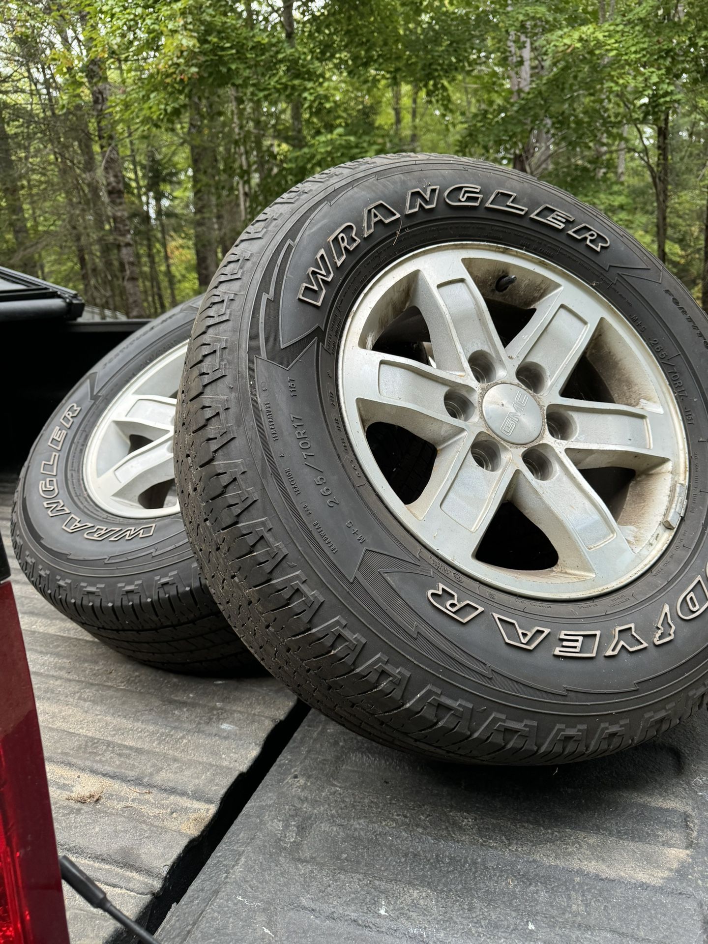 6 lug GMC Sierra wheels