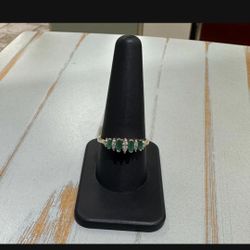 Diamond And Emerald Ring 