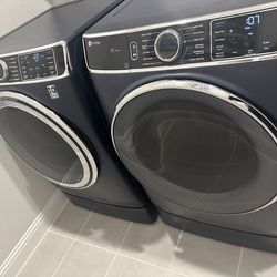 GE Profile Washer and Dryer Pair Saphire Blue