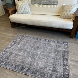 World Market Rug 3.5x5.5!
