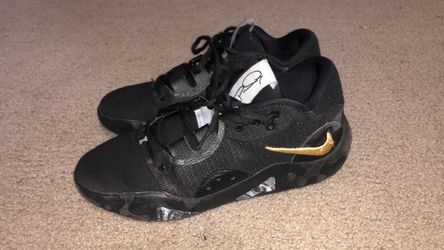 Nike Basketball Sneakers Black and Gold
