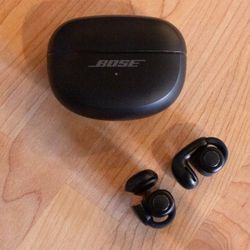 Bose Ultra Open Earbuds